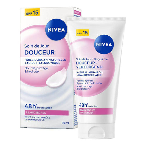NIVEA Essentials Soin de Jour Nourrissant Peaux Sèches SPF15 (50 ml)